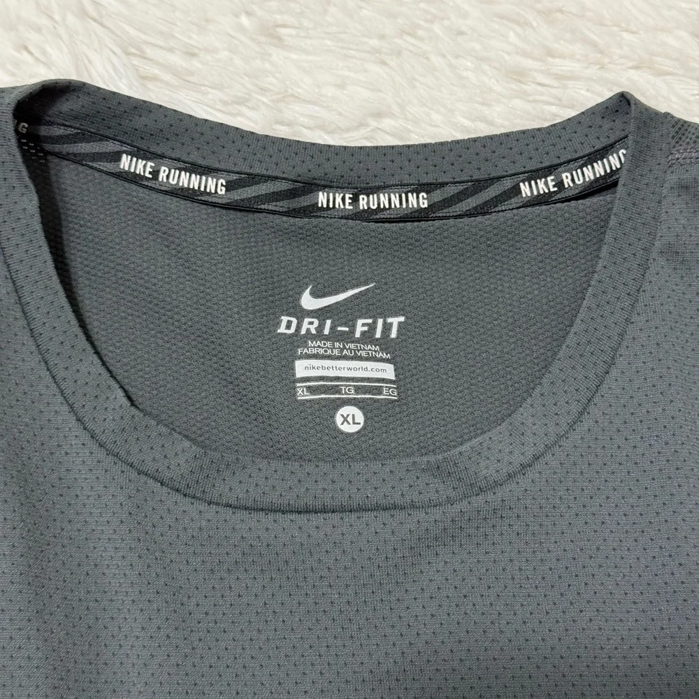 Nike running dri